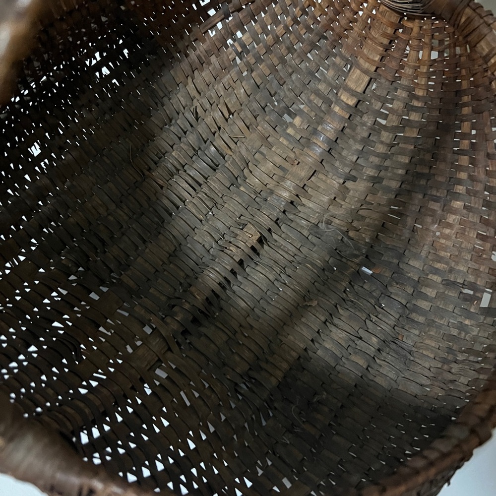 1800’s “buttocks basket” egg carrying basket. Antique Farmhouse Good condition - Picture 8 of 10